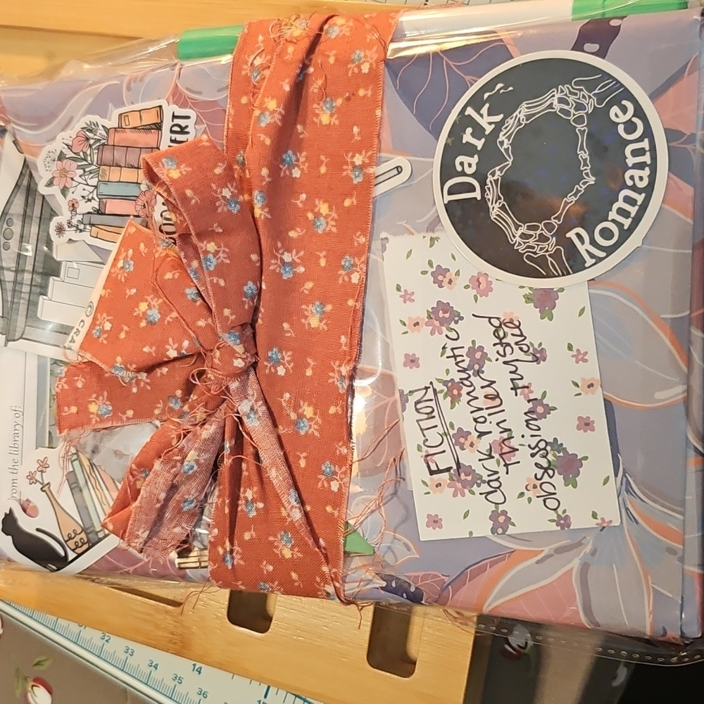 Blind Date with a Book - ROMANCE
